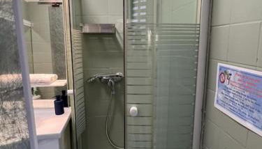 Châteaux 5 minute, Parking Gratuit hauteur 2 m - Foto 2