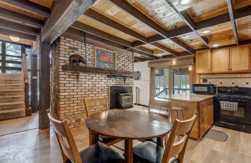 Moose Tracks Cabin - Hot Tub BBQ Billiards Groups - Foto 21