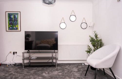 Conyngham Villa, Luxury Detached House, 6 Beds, 4BR,Large garden, Parking - Sleeps 8 - Foto 47