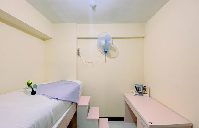 Comfort Living 2Br At Cinere Resort Apartment - Photo 3