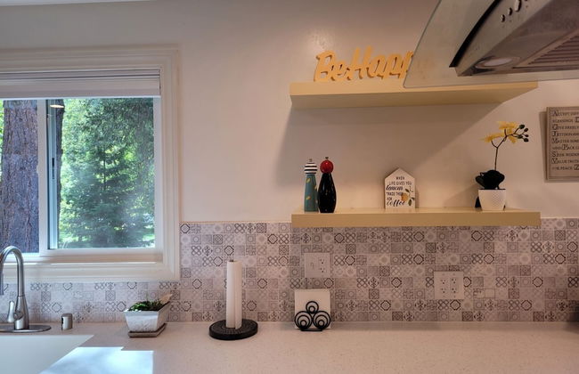 Strawhouse Resorts - Photo 34