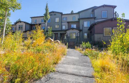 Mammoth Green #210 - Nearly Ski-in Ski-Out 2 Bedroom 2 Bath, Sleeps 6 on Golf Course - Photo 29