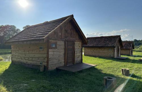 Domki wędkarskie nad Stawami Pirania - Foto 36