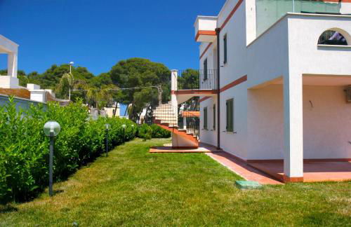 Appartamento con prato inglese destro Salento - Foto 5