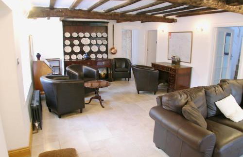 The Larches - Photo 3