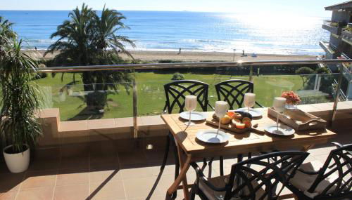 GAVA 2 BEACHFRONT PENTHOUSE - Photo 3