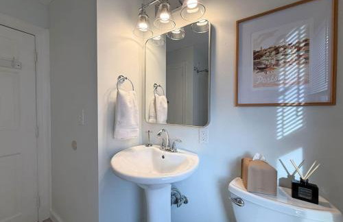 Portsmouth Landing 4BDRM, Modern Escape, Central - Foto 24