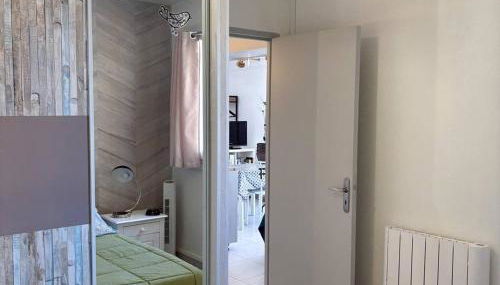 Appartement 4 Pers. en bord de mer avec parking privé et équipements complets - FR-1-529-41 - Foto 5