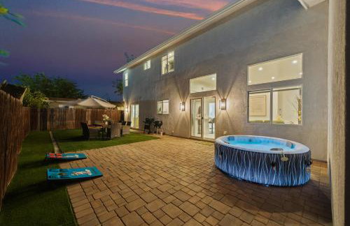 Entire Private Home with 3 Bedrooms 2 Bathrooms, with Garage, Gated Yard, King Bed House, Available Now - Foto 19