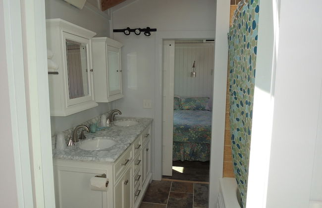 Shorelands Guest Resort and Cottages - Photo 42