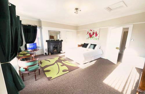 The Georgian Apartment - Photo 25