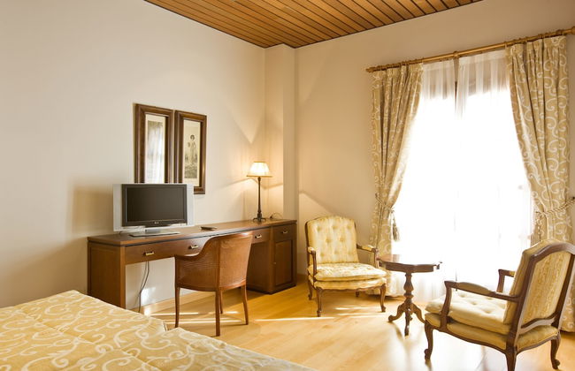 Hotel de Bodegas Hacienda Albae - Photo 7