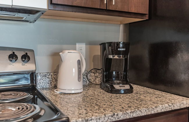 Spacious 2BR Suite W/patio Near Iowa State - Foto 5