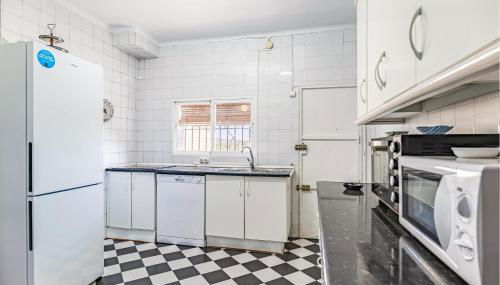 Cozy Home In Puente Genil - Foto 5