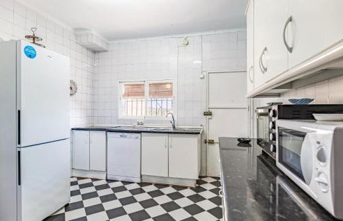 Cozy Home In Puente Genil - Foto 5