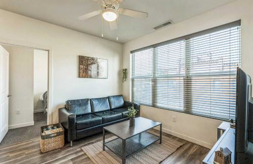 Cozy Stay by Clark Fork River and near DT - Foto 2