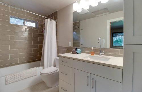 2 Master Suites, Fenced Yard, Hot Tub - Foto 31