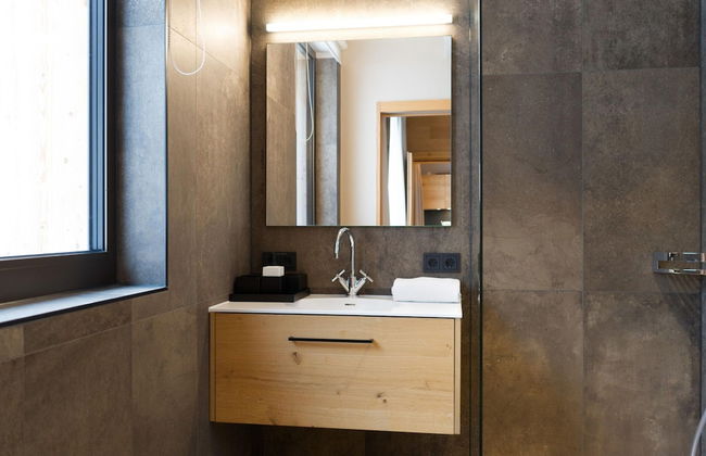 Apartment in Schrocken Near Ski Arlberg - Photo 11