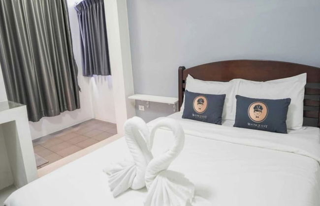 RQ Suvarnabhumi Airport by Collection O - Photo 7