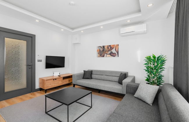 Central Flat w Balcony 5 min to Lara Beach - Foto 1