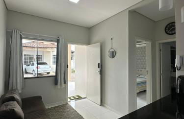 Apartamentos novos em condomínio no Caçari - Foto 10