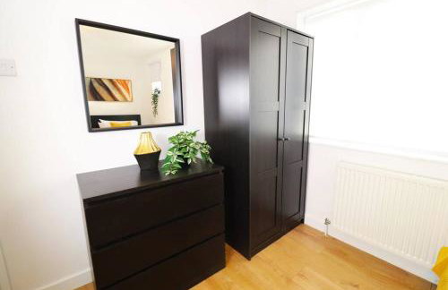 Hutchcomb Villa, 4 Bed Luxury House,Oxford+Parking - Foto 20