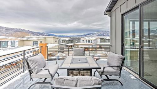 Newly-Built Lakeside Gem with Community Perks! - Foto 3