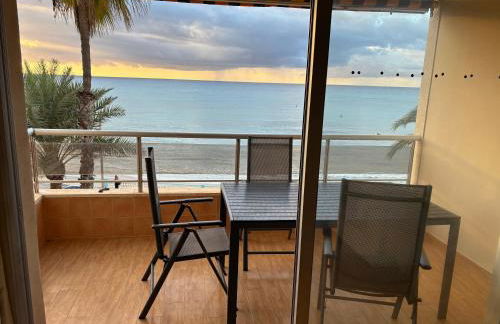 Apartamento primera línea playa Torrevieja El Palmeral - Foto 5