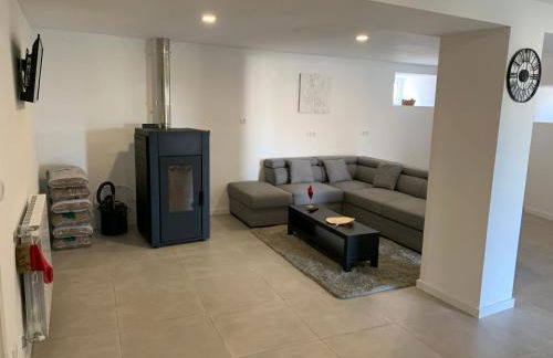 Cantinho de Vale Maior - Foto 13