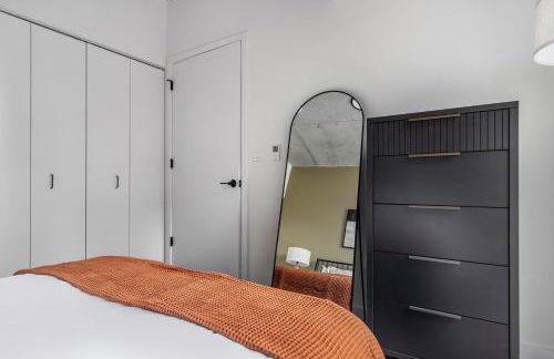 River North 1br w gym sky terrace yoga studio CHI-1033 - Foto 20