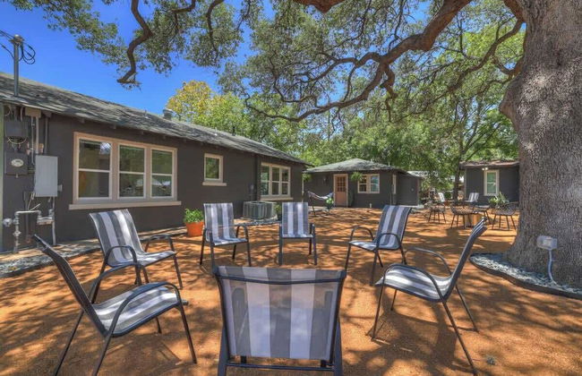 Historic Gem Near Schlitterbahn - Foto 25