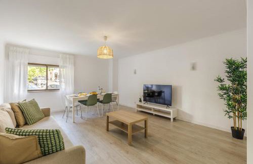 3BR Comfort & Convenience apt in central Massamá - Photo 2