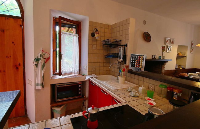 Spacious Villa With Pool in Fabriano Italy - Foto 19