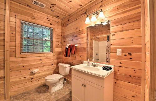 A Bit of Heaven Cabin Less Than 13 Miles from Boone! - Foto 16