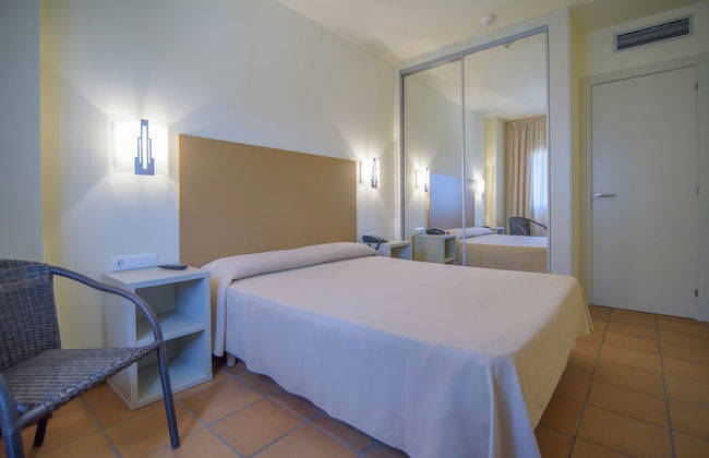 Aparthotel Ciutat de Palol - Foto 4