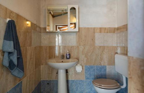 Three-Bedroom Holiday Home 0 In Zminj - Photo 30