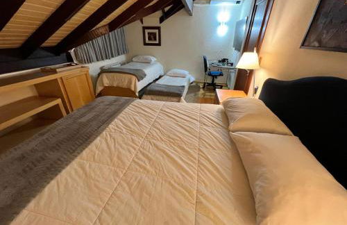 3 suites com Jacuzzi e Lareira - Duplex perto do Centro - Foto 57