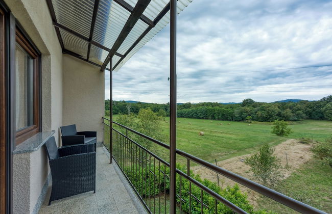 Cesar\'s Karst Apartments - Photo 31