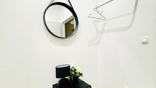 Elegant 5BR Home Ideal for Families - Foto 3, Habitación