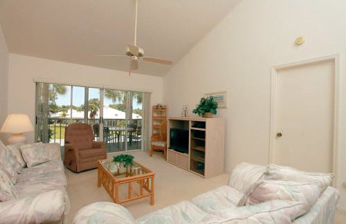 Lagoon front 2BR condo overlooking the golf course - Foto 31