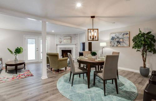 Modern + Cozy Townhome - minutes to Avalon w/king - Foto 11