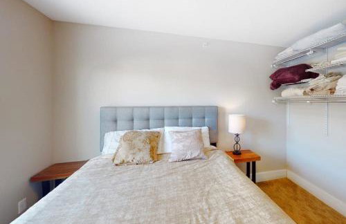Mountainside Living - Photo 33