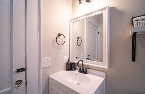 Marietta Square's Home Away! - Foto 21