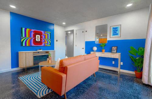 Roasted Blue - 8 min to KU & Mass - Photo 1