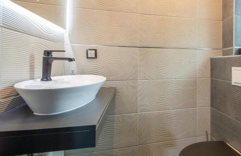 Lovely Home In Novo Zvecevo With Sauna - Foto 26