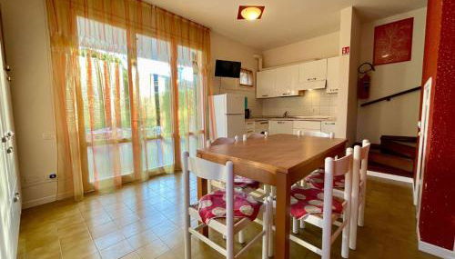 Townhouse With Garden and Shared Pool - Photo 3