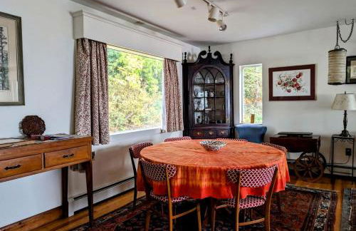 Spacious Waterfront Cottage with Private Beach and Deck, Near Acadia National Park in Hancock Point, Maine - Foto 41