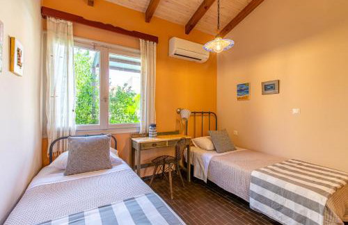 Anna's Sea House near to a sandy beach! - Foto 29