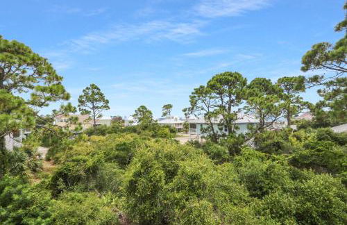 Woofs and Waves by Pristine Properties Vacation Rentals - Foto 14