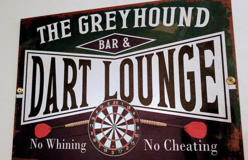 A historic Pub with a modern twist - The Greyhound - Foto 27